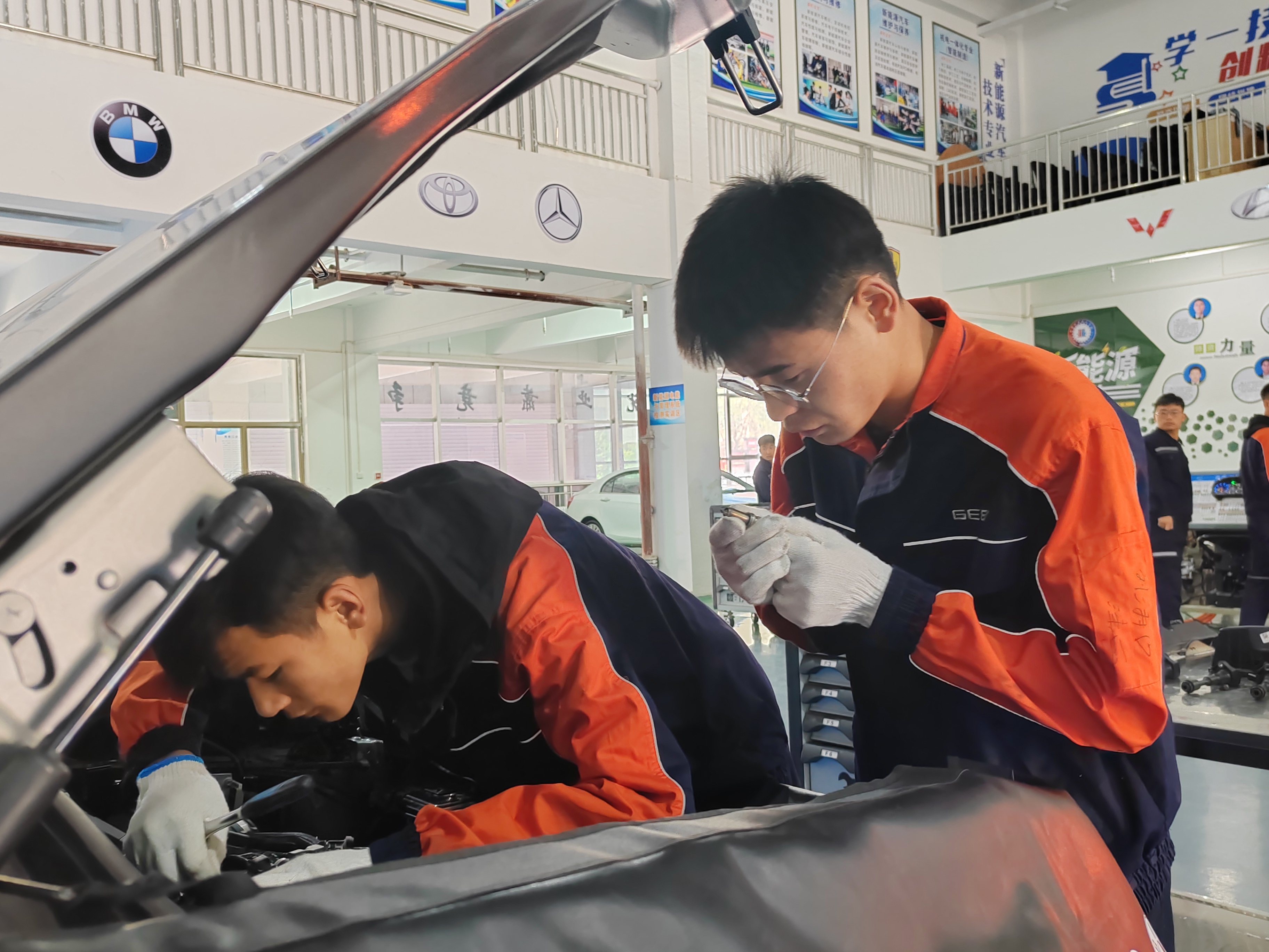 甘肃北方技工学校汽修专业有哪些优势？