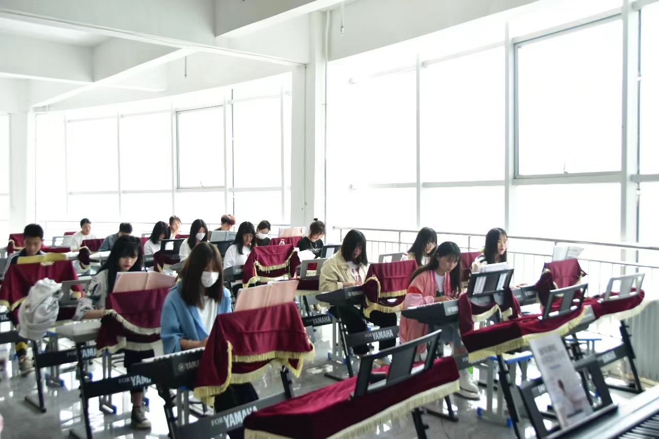 兰州中专学校教你如何选择中专学校？