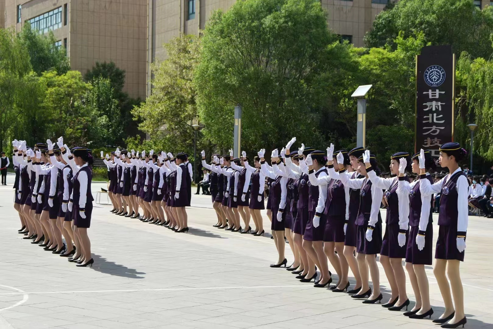 兰州铁路学校适合女孩的专业介绍